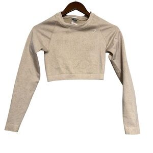 Women's Gymshark Cream Long Sleeve Cropped Workout Top